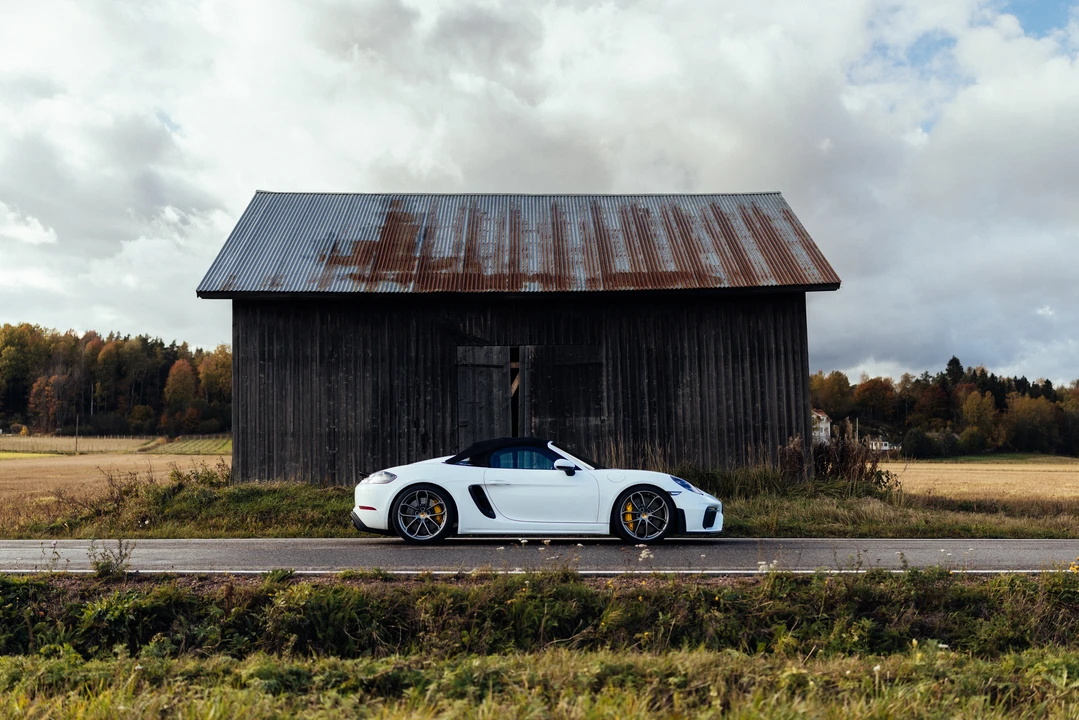 2020 Porsche 718 Boxster Spyder - Image 12 of 31