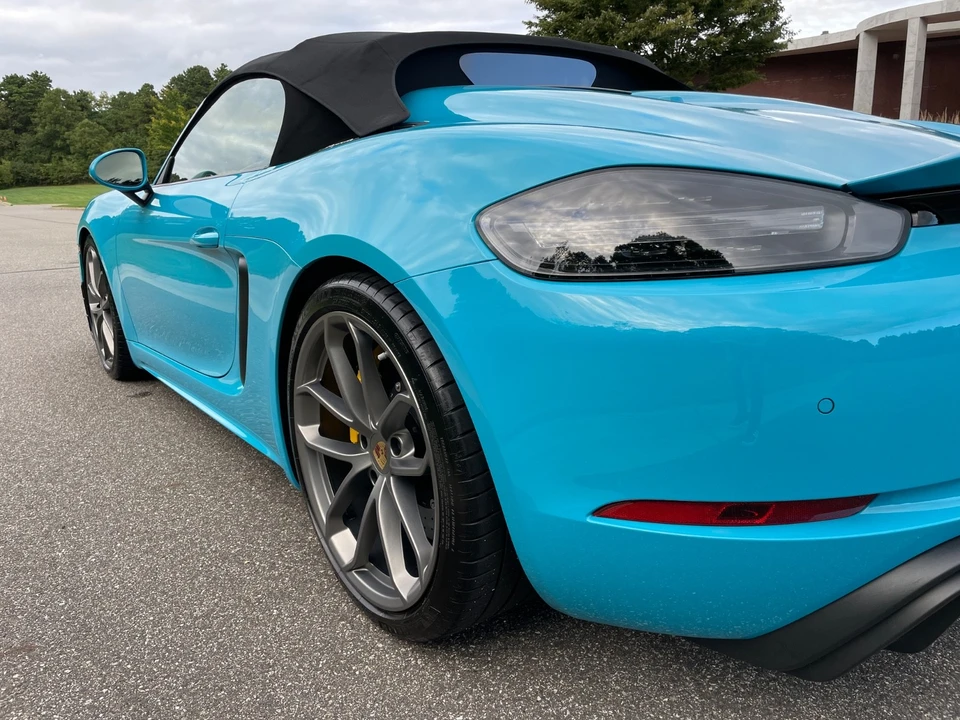 2020 Porsche - Image 17 of 31