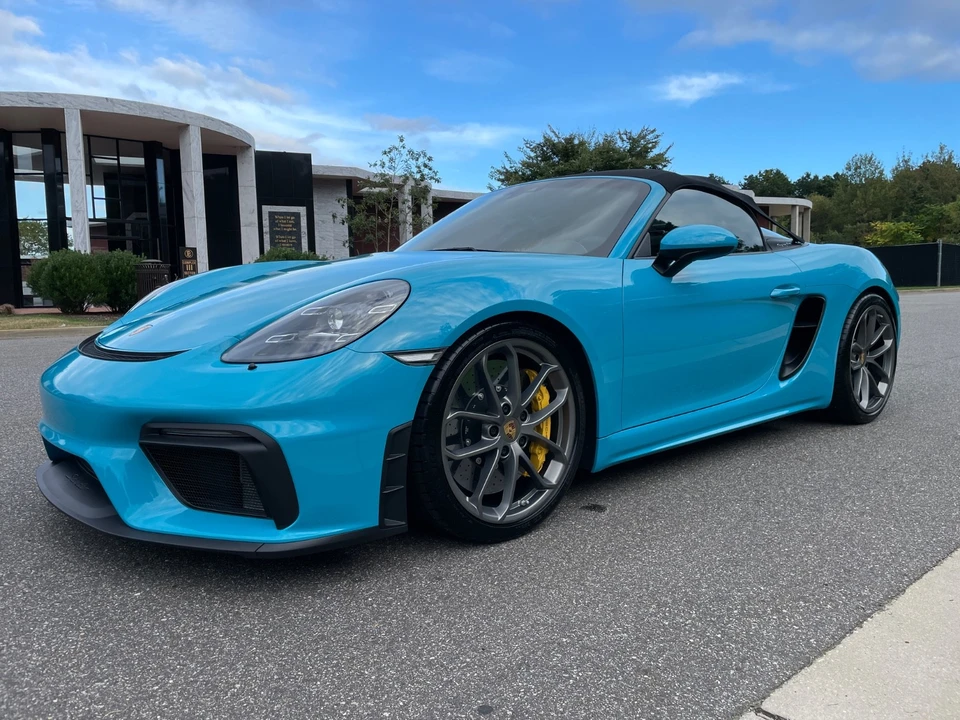 2020 Porsche - Image 11 of 31