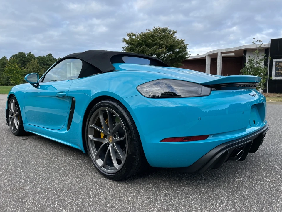 2020 Porsche - Image 13 of 31