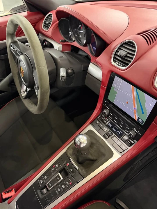 2020 Porsche 718 Boxster Spyder - Image 12 of 17