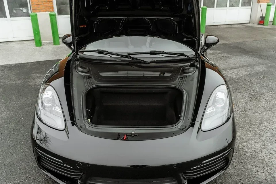 2020 Porsche 718 Boxster - Image 14 of 20