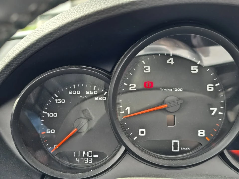 2020 Porsche 718 Boxster - Image 9 of 12