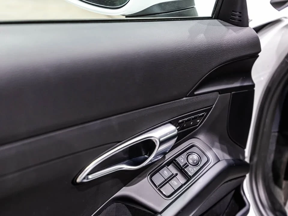 2020 Porsche 718 Cayman - Image 10 of 19