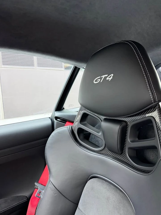 2020 Porsche 718 Cayman - Image 16 of 17