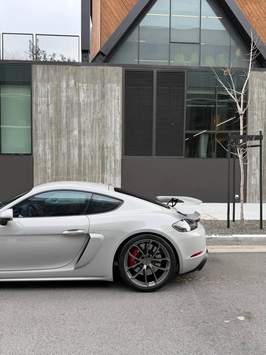 2020 Porsche 718 Cayman - Image 4 of 17