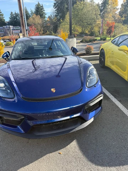 2020 Porsche 718 Cayman GT4 - Image 2 of 12