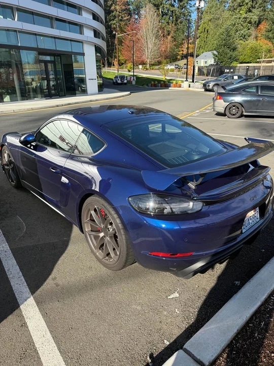 2020 Porsche 718 Cayman GT4 - Image 3 of 12