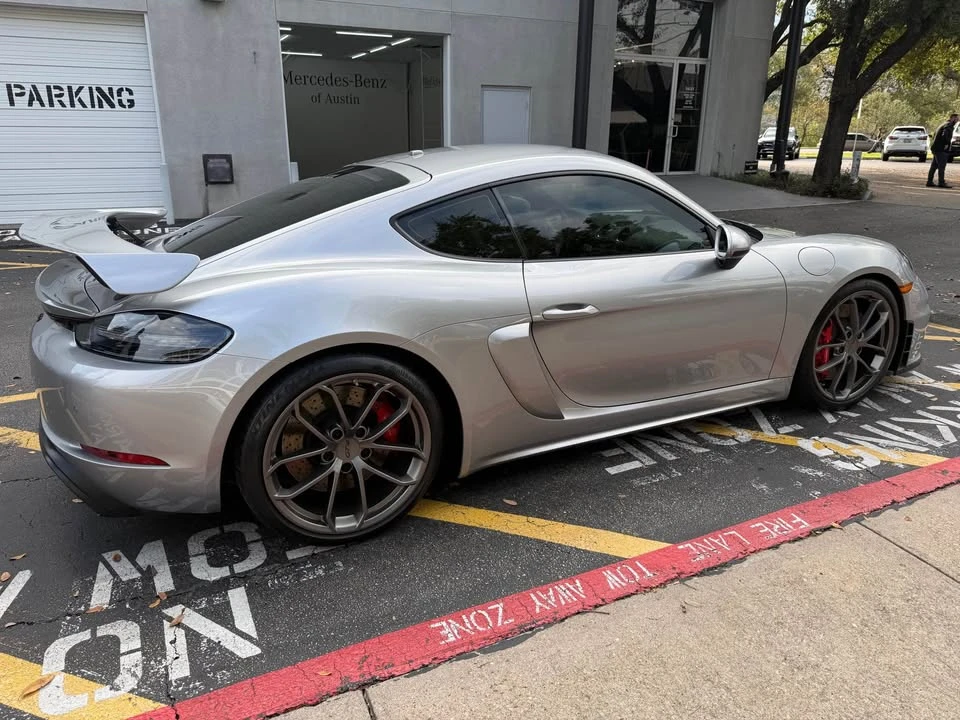 2020 Porsche 718 Cayman GT4 - Image 2 of 10
