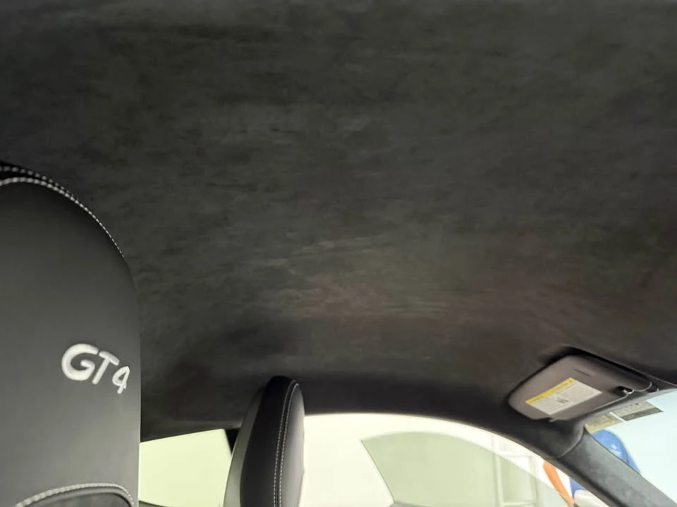 2020 Porsche 718 Cayman GT4 - Image 7 of 10