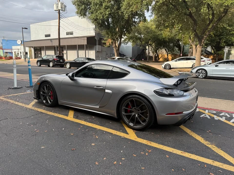 2020 Porsche 718 Cayman GT4 - Image 3 of 10