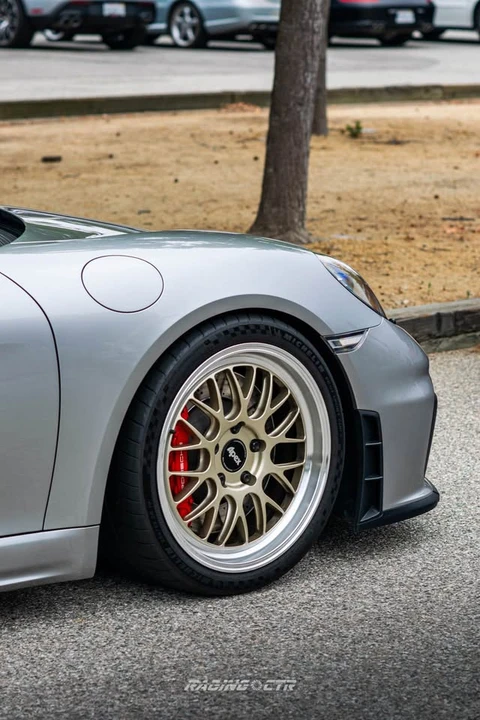 2020 Porsche 718 Cayman GT4 - Image 10 of 15