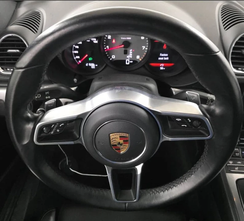 2020 Porsche 718 Cayman S - Image 8 of 10