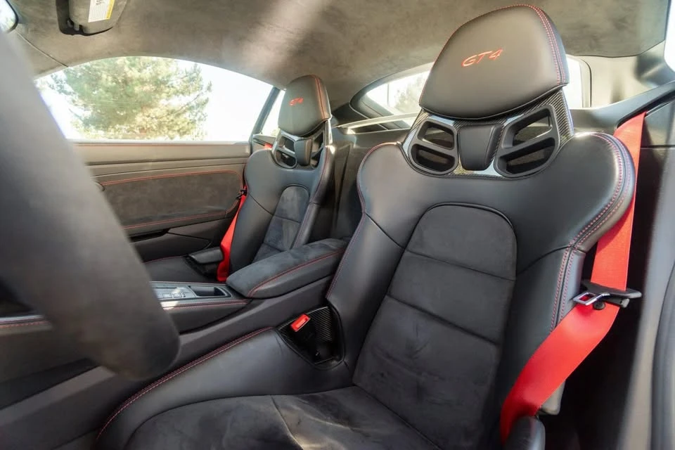 2020 Porsche 718 Cayman GT4 - Image 13 of 19