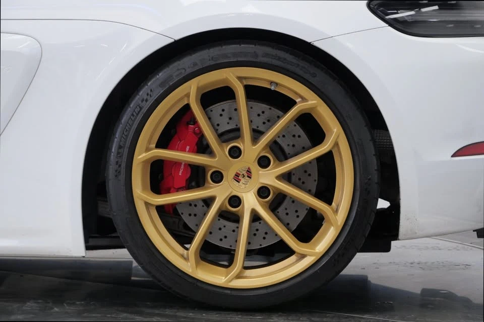 2020 Porsche 718 Cayman GT4 - Image 5 of 13