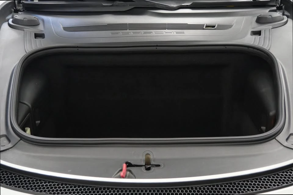 2020 Porsche 718 Cayman GT4 - Image 12 of 13