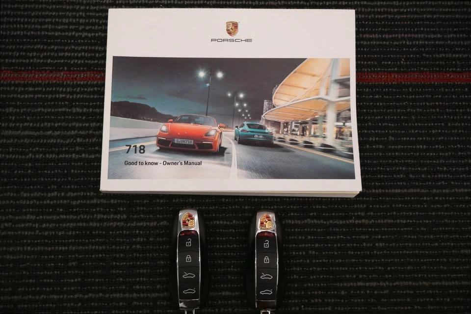 2020 Porsche 718 Cayman GT4 - Image 13 of 13