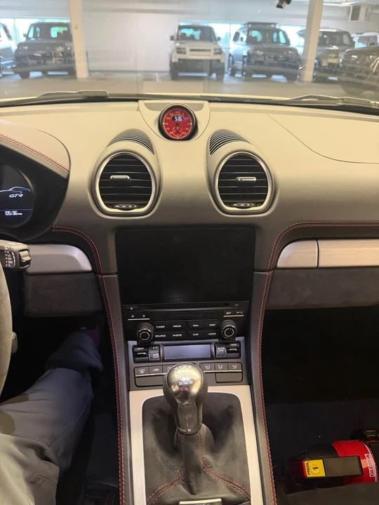 2020 Porsche 718 Cayman GT4 - Image 12 of 13