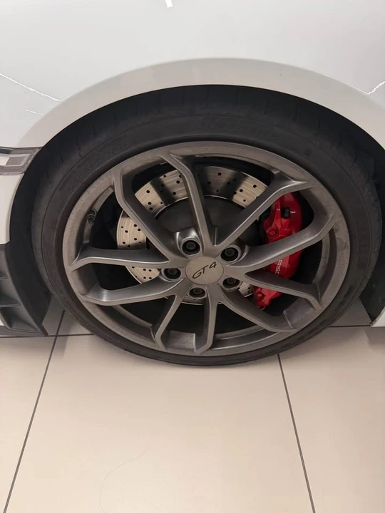 2020 Porsche 718 Cayman GT4 - Image 6 of 13