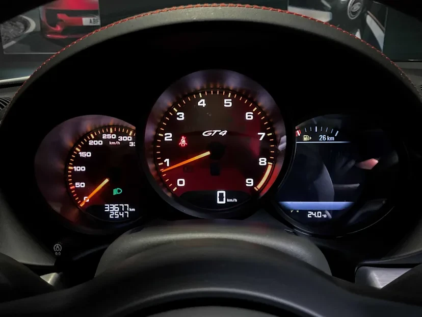 2020 Porsche 718 Cayman GT4 - Image 8 of 20