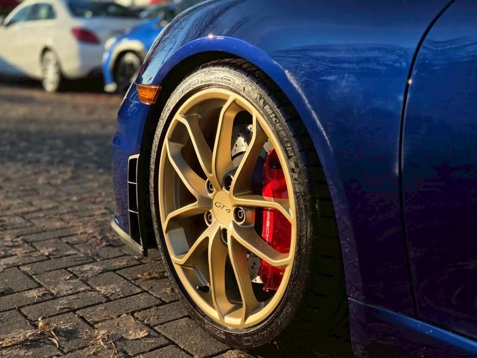 2020 Porsche 718 Cayman GT4 - Image 6 of 15