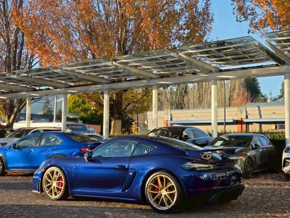 2020 Porsche 718 Cayman GT4 - Image 5 of 15