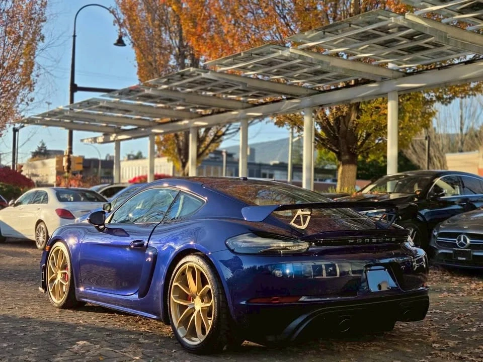 2020 Porsche 718 Cayman GT4 - Image 7 of 15