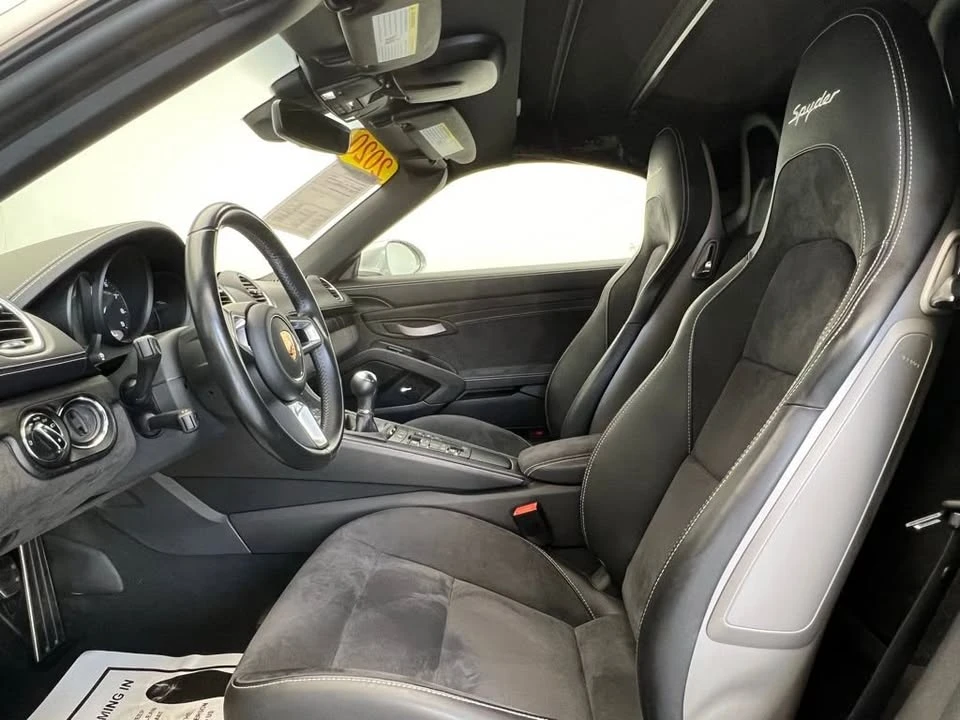 2020 Porsche 718 Boxster Spyder - Image 4 of 10