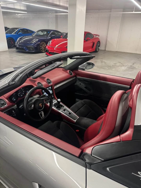 2020 Porsche 718 Boxster Spyder - Image 6 of 9