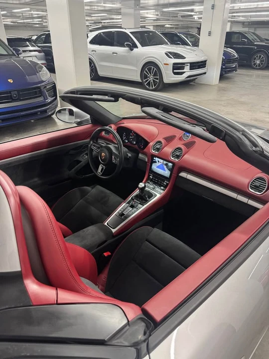 2020 Porsche 718 Boxster Spyder - Image 5 of 9