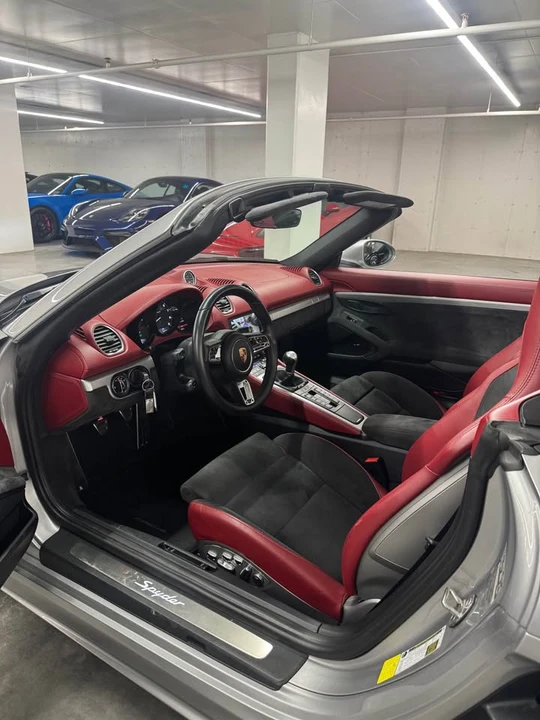 2020 Porsche 718 Boxster Spyder - Image 7 of 9