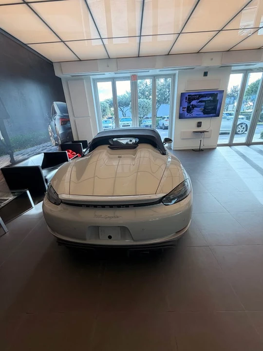 2020 Porsche 718 Boxster Spyder - Image 3 of 8