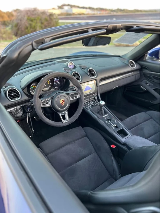 2020 Porsche 718 Boxster Spyder - Image 8 of 14