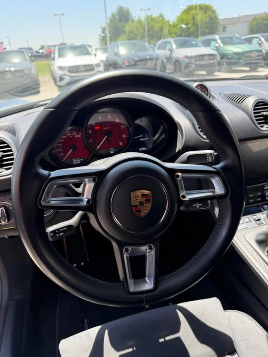 2020 Porsche 718 Boxster Spyder - Image 16 of 20