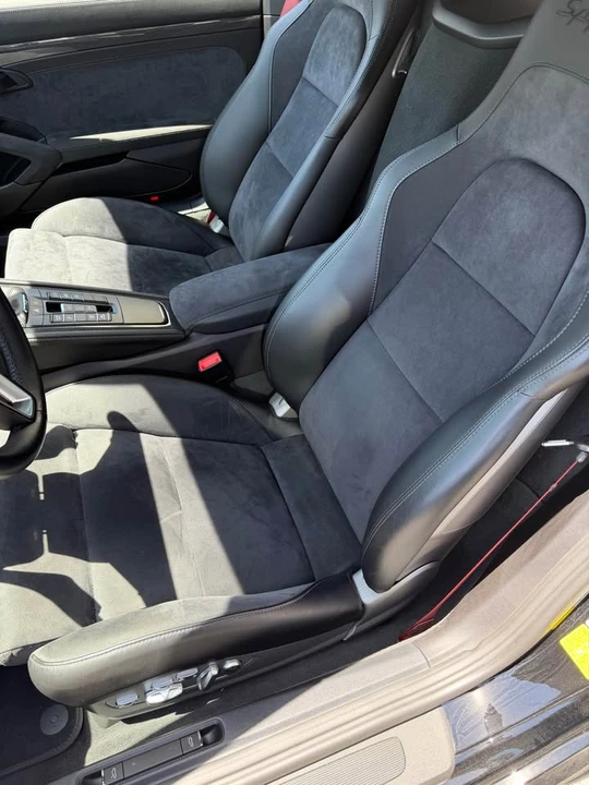 2020 Porsche 718 Boxster Spyder - Image 18 of 20
