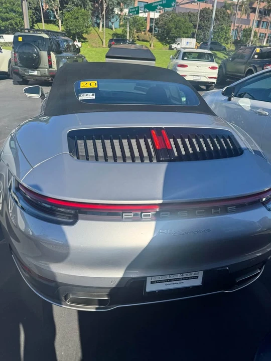 2020 Porsche 992 Carrera - Image 4 of 10
