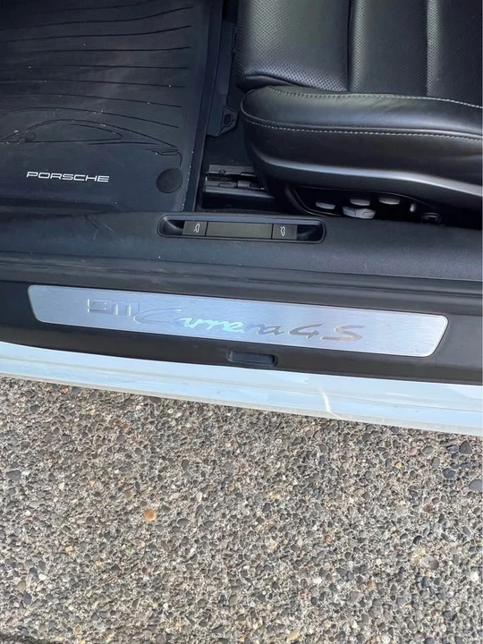 2020 Porsche 992 Carrera 4S - Image 10 of 14
