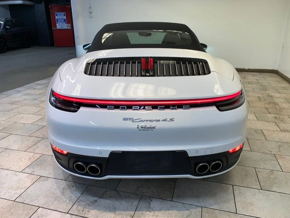 2020 Porsche 992 Carrera - Image 10 of 20