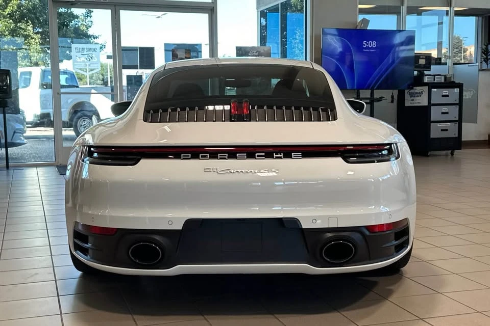 2020 Porsche 992 Carrera - Image 4 of 12