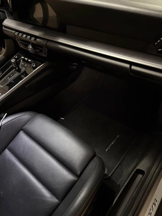 2020 Porsche 992 Carrera - Image 8 of 10
