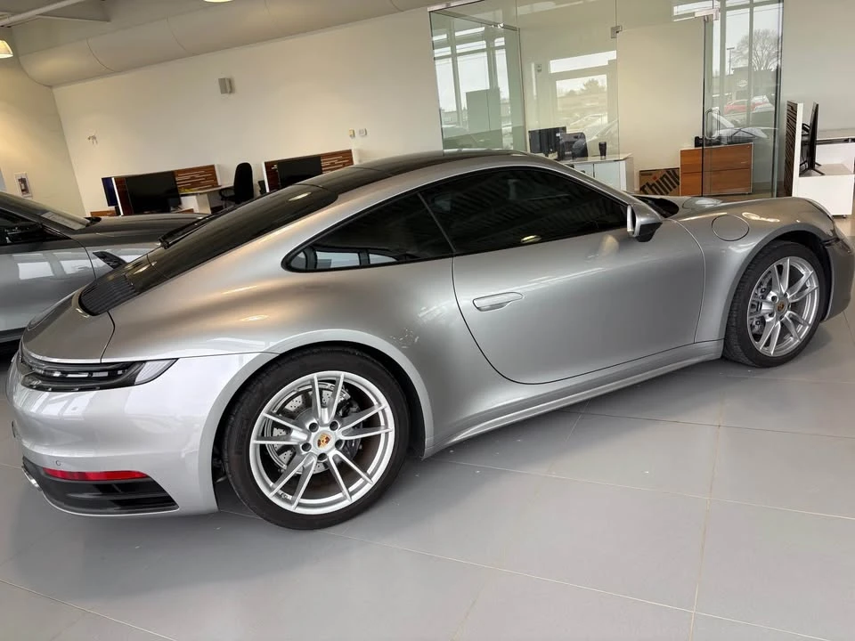 2020 Porsche 992 Carrera - Image 4 of 16