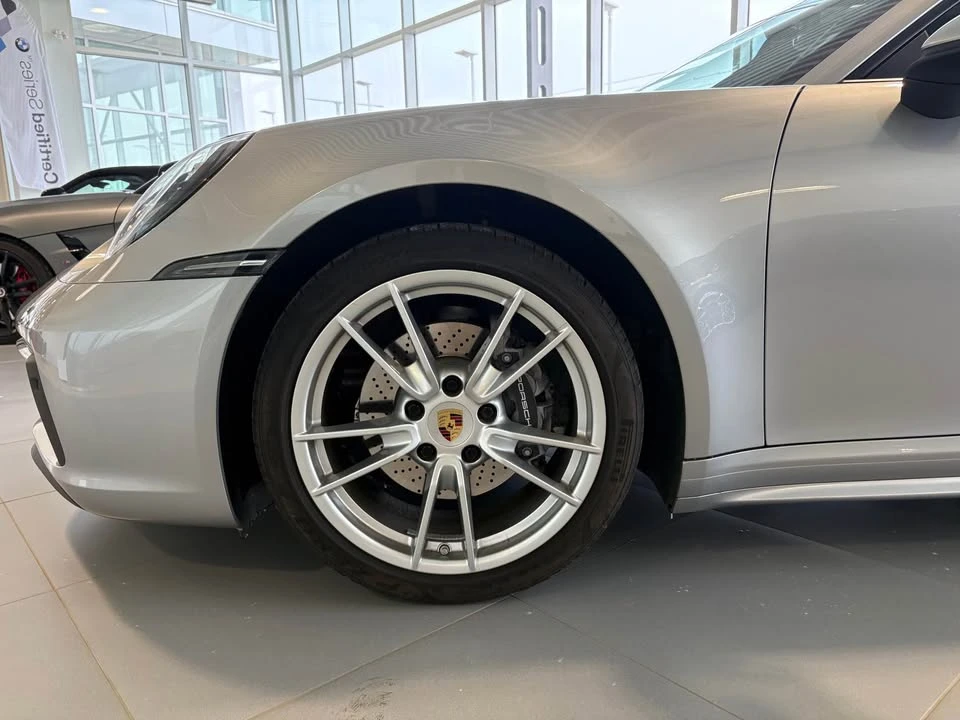 2020 Porsche 992 Carrera - Image 10 of 16