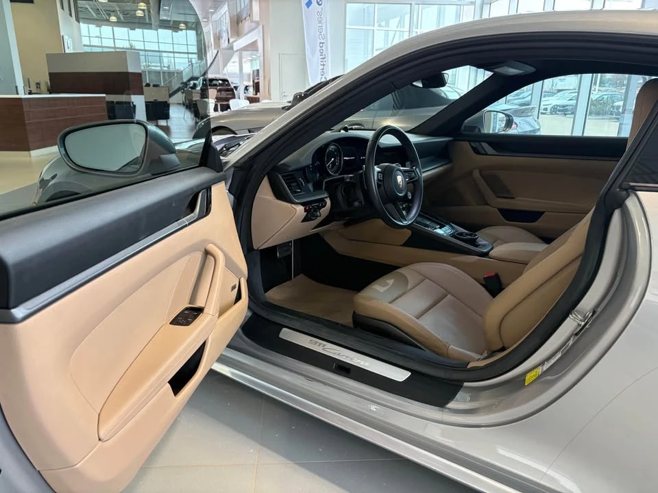 2020 Porsche 992 Carrera - Image 11 of 16