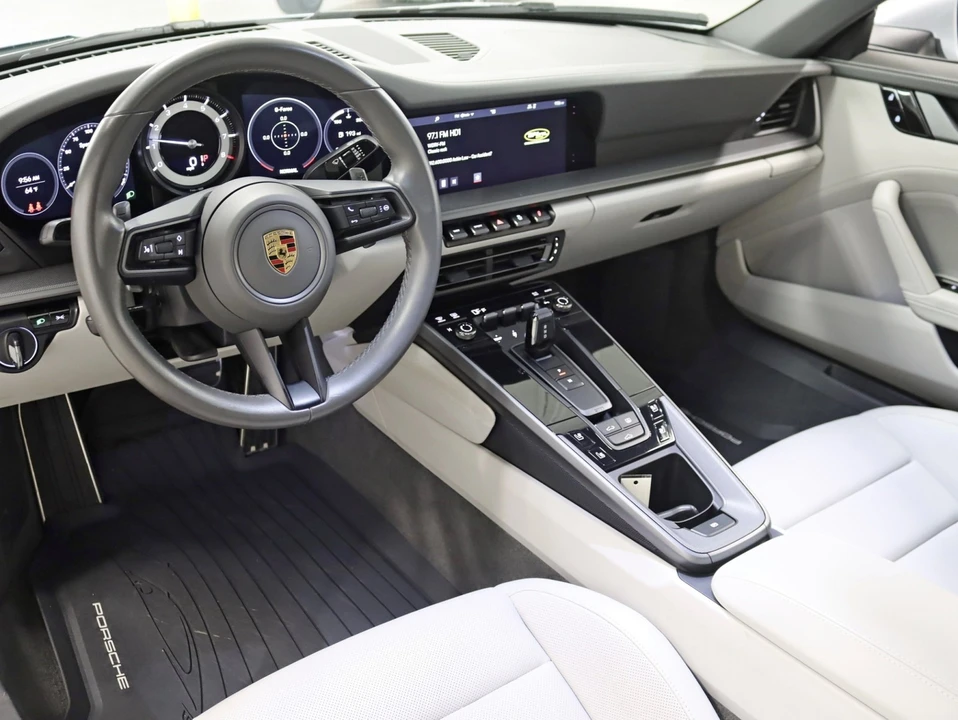 2020 Porsche 992 Carrera - Image 15 of 21