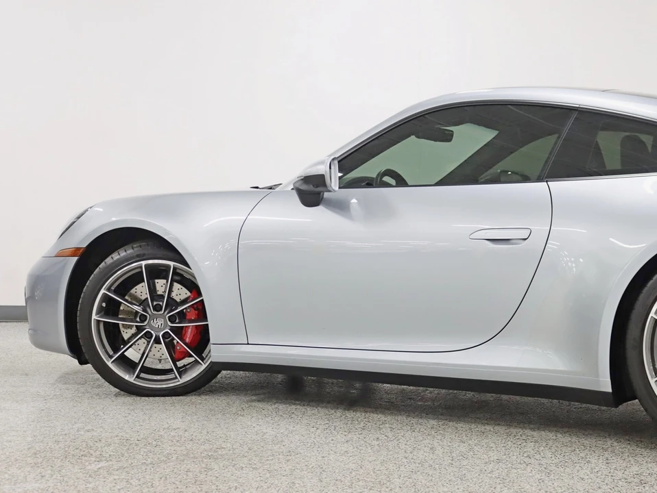 2020 Porsche 992 Carrera - Image 12 of 21