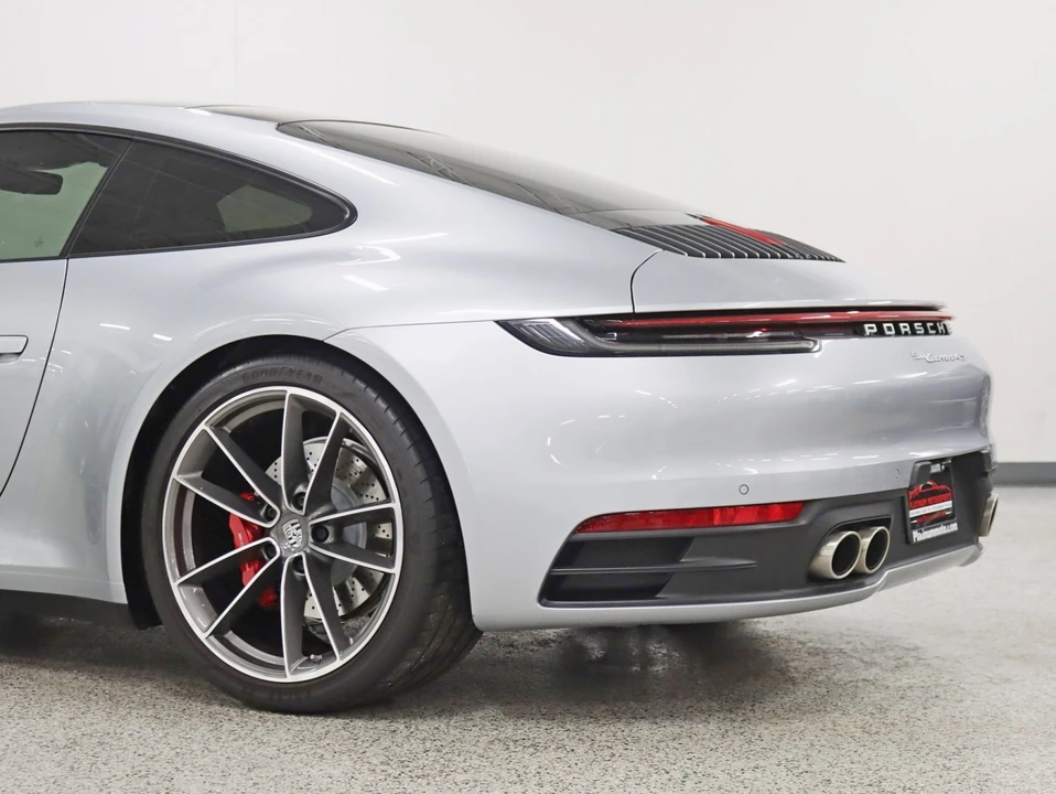 2020 Porsche 992 Carrera - Image 10 of 21