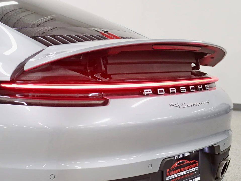 2020 Porsche 992 Carrera - Image 11 of 21