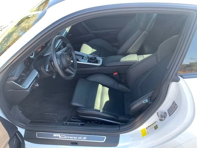 2020 Porsche 992 Carrera 4S - Image 9 of 17
