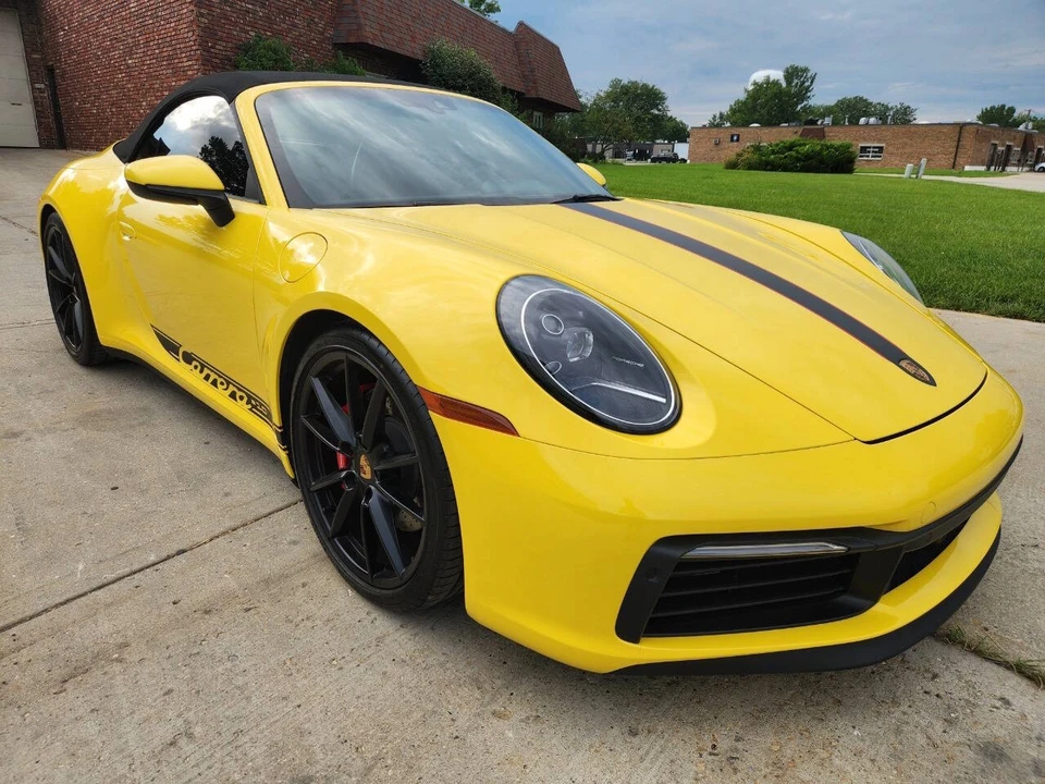 2020 Porsche 992 Carrera 4S - Image 10 of 31
