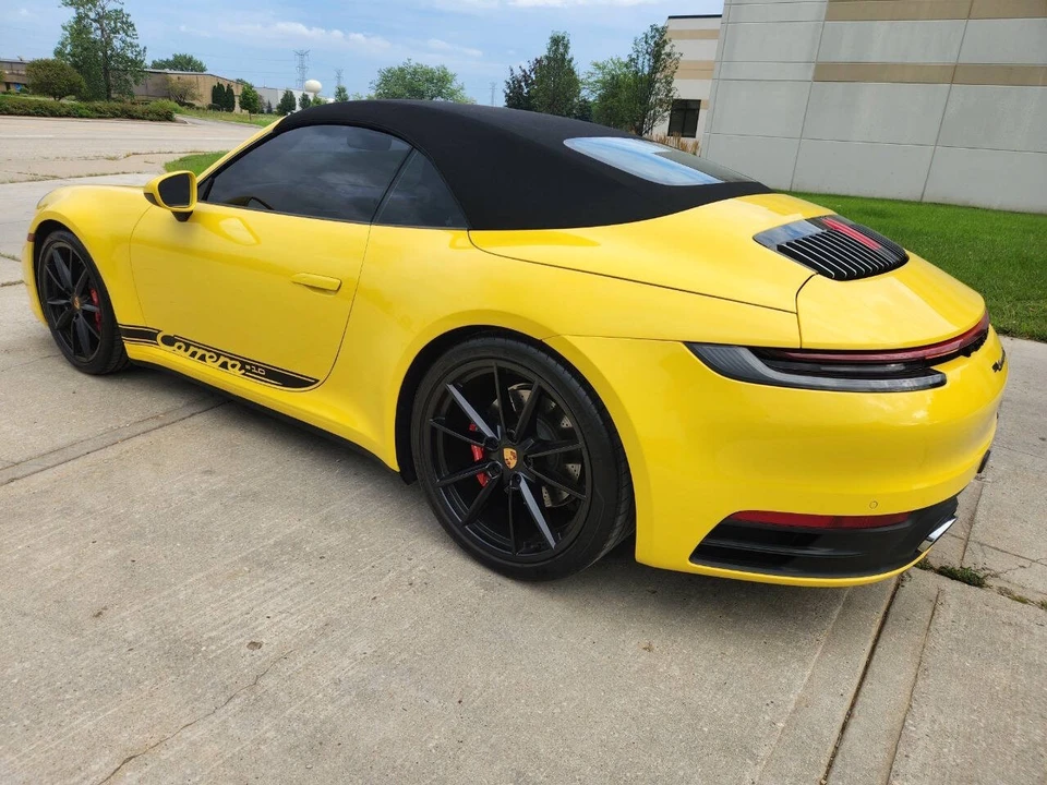 2020 Porsche 992 Carrera 4S - Image 23 of 31
